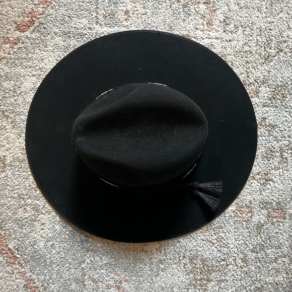 Stetson Black Cowboy Hat with Turquoise/Black Beaded Horse Hair Strap - Picture 10 of 15